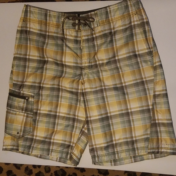 Like new Men's Columbia Swim Board Shorts, Size 34 - Picture 2 of 11